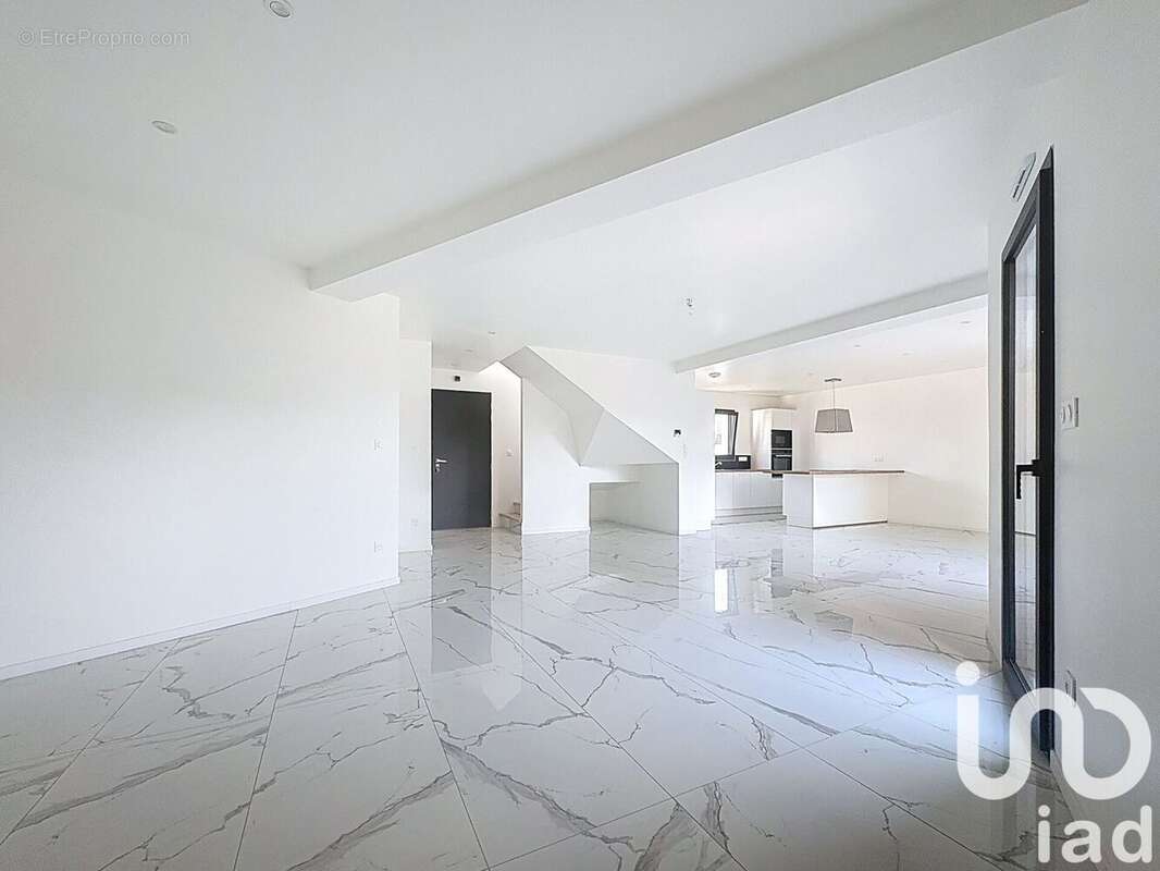 Photo 2 - Maison à BAIN-DE-BRETAGNE