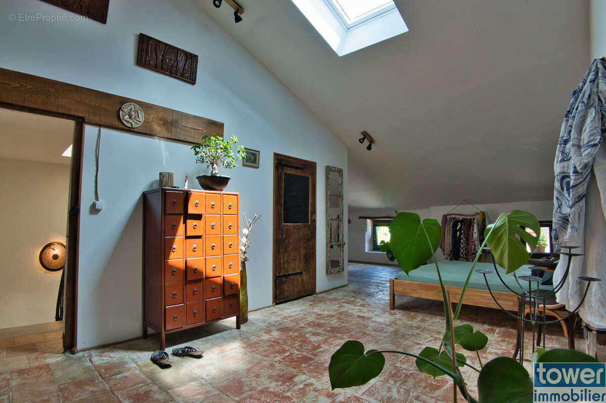 Maison à TOUROUZELLE