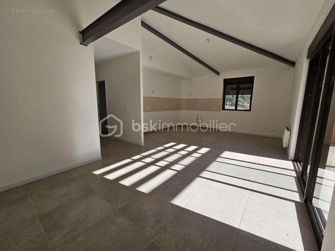 Appartement à DRAGUIGNAN