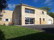 Maison à LA LANDE-DE-FRONSAC