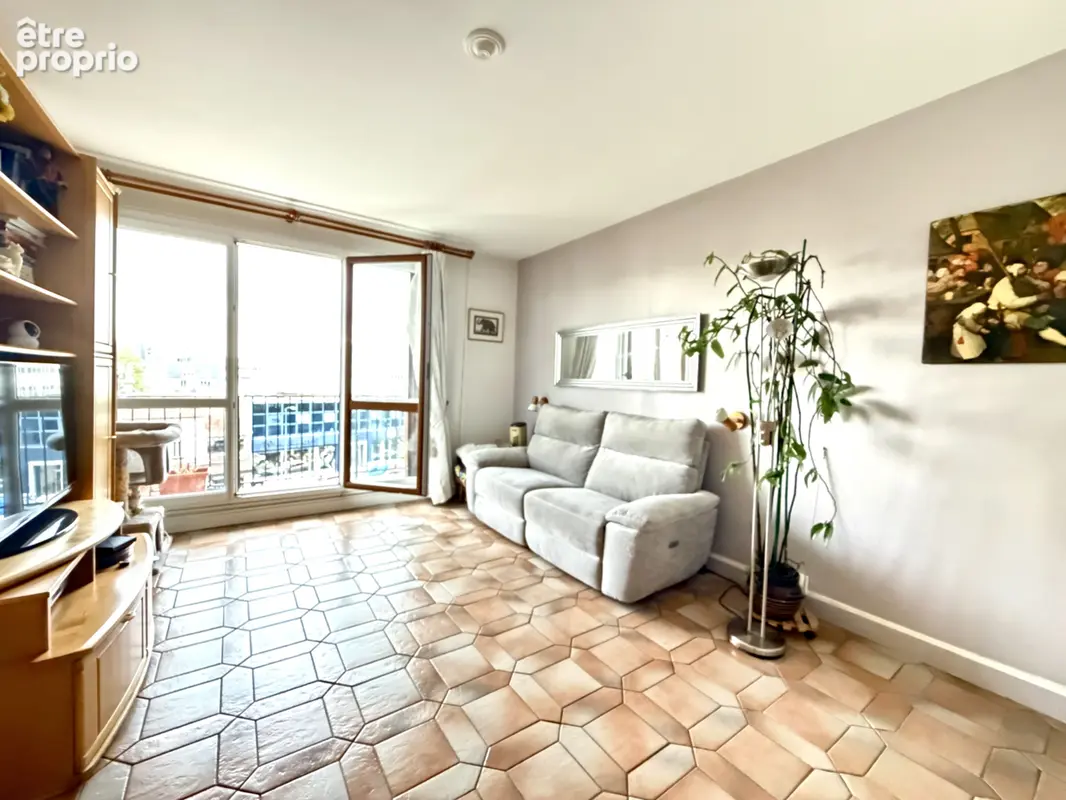 Appartement 3 pièces 61 m² à vendre à Fontenay-Sous-Bois (94120) - photo 2
