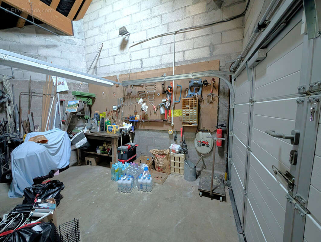 Maison ancienne sur la commune de Montholon de 266m2 habitable et son jardin de 860m2 - photo 16