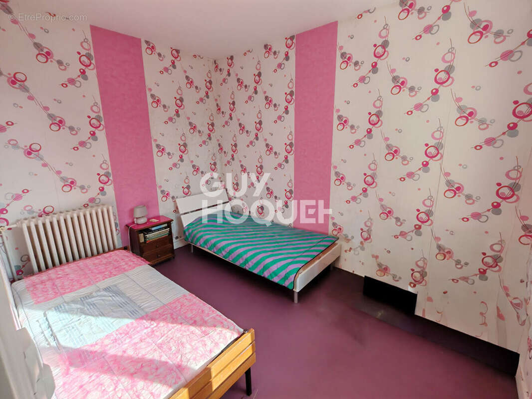 Maison à SAINTE-SAVINE