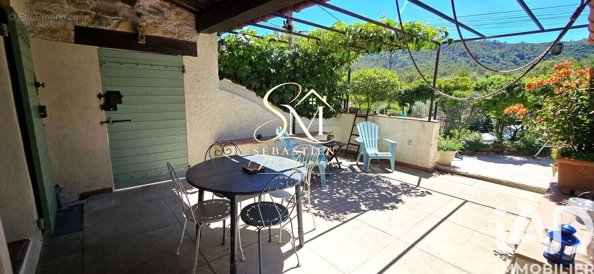 Photo 2 - Maison à SOLLIES-TOUCAS