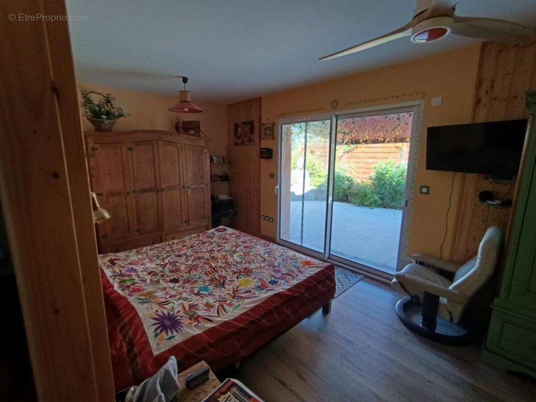 Maison à SAINT-SEURIN-SUR-L&#039;ISLE