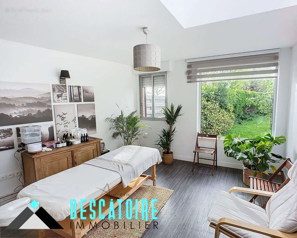 Maison à usage professionnel - photo 2
