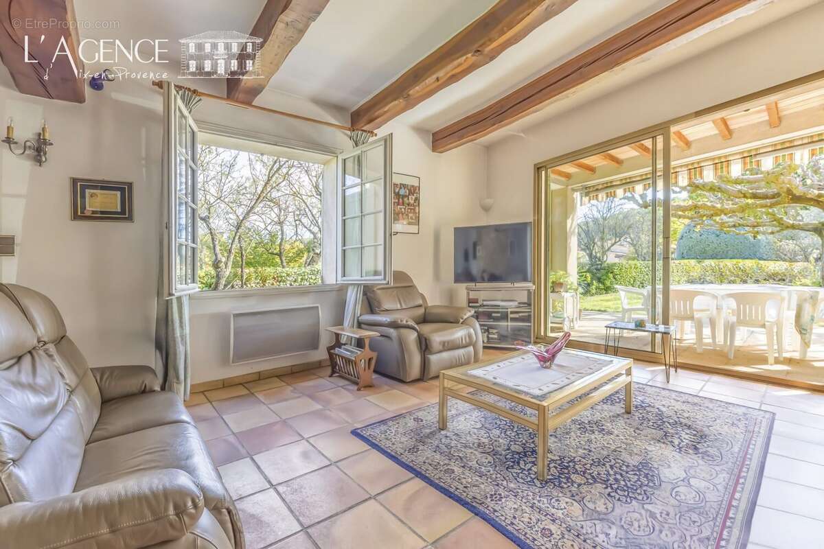 Maison à BOUC-BEL-AIR