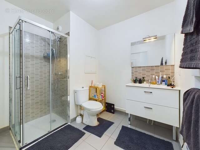 Appartement à GENNEVILLIERS