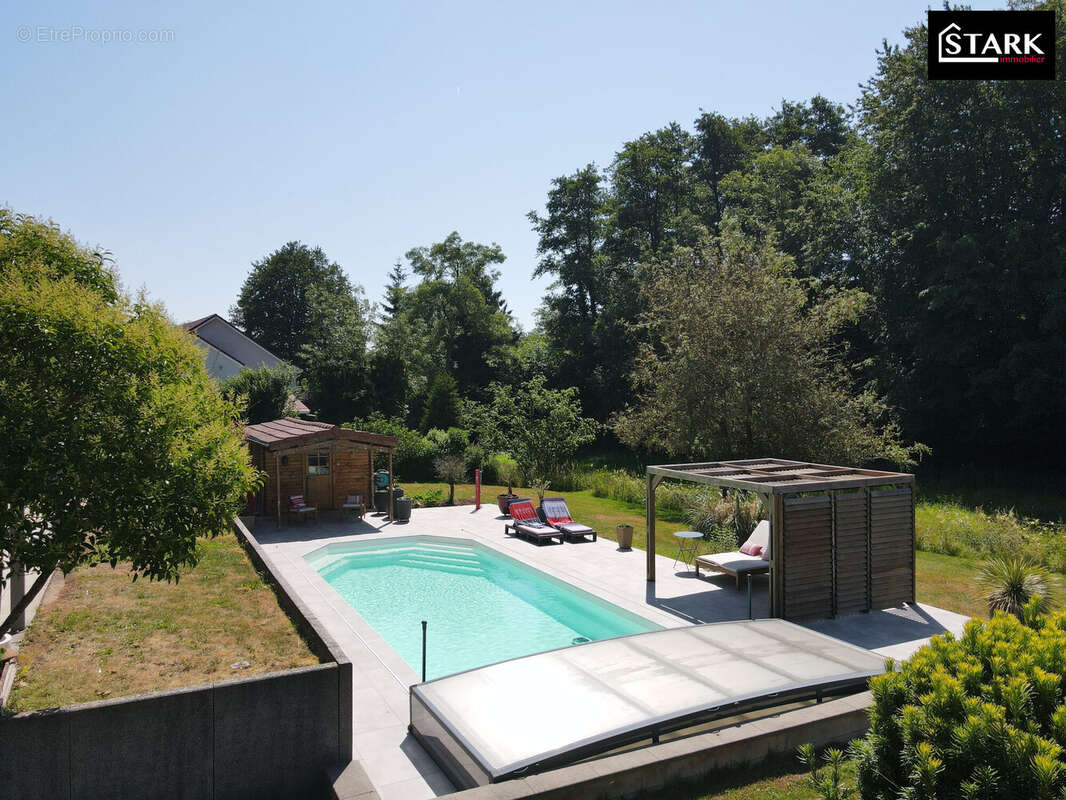 Maison à CHALONVILLARS