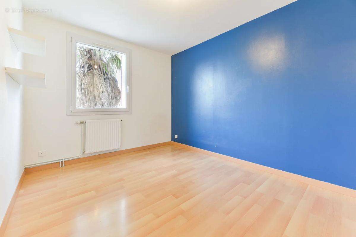 Maison à SAINT-SEBASTIEN-SUR-LOIRE