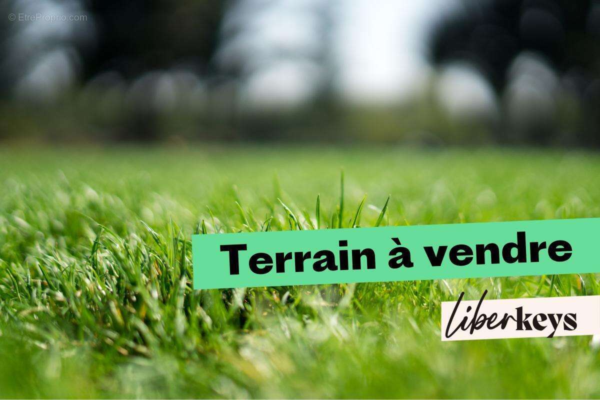 Terrain constructible I Camlez bourg I 338 m² - photo 2