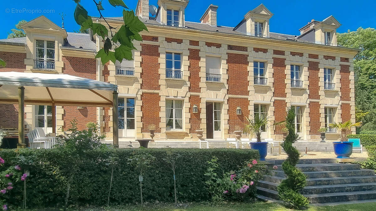 Maison à CHANTILLY