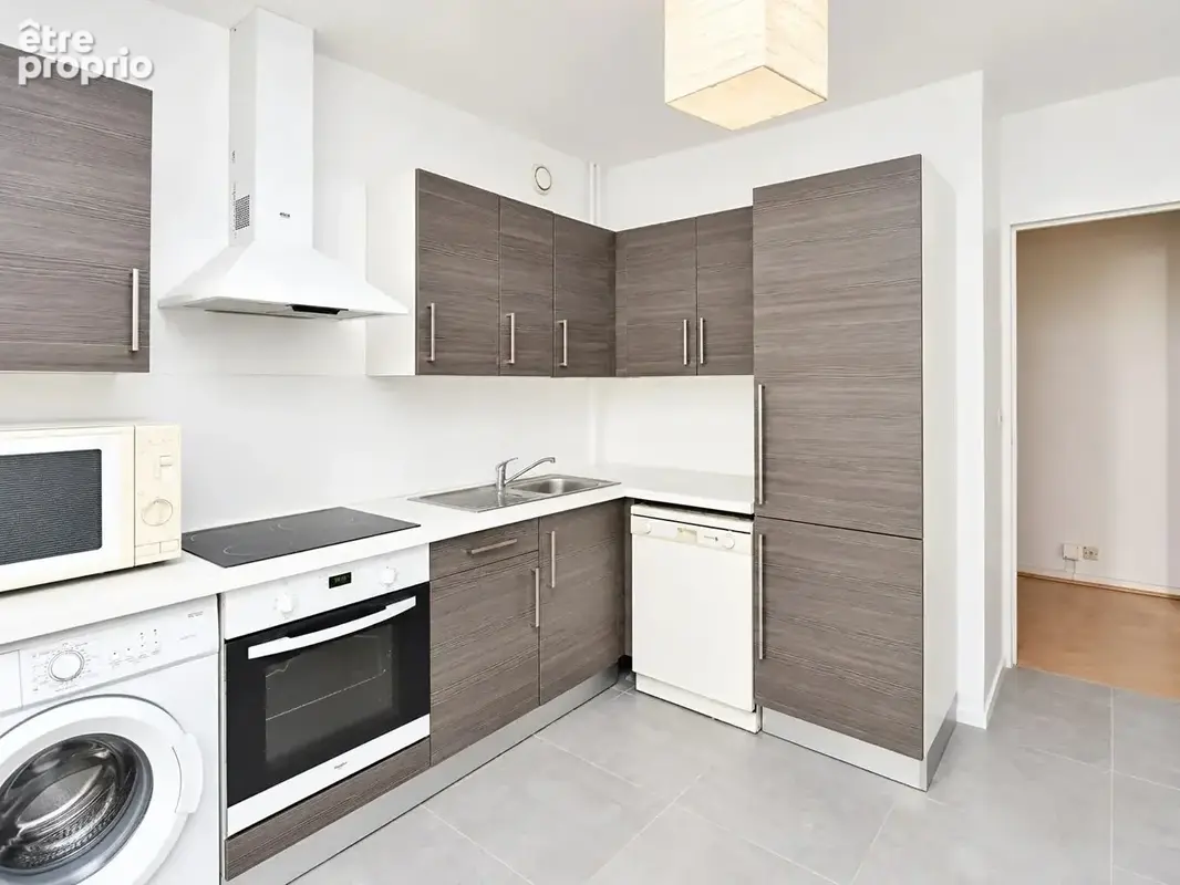 Appartement 2 pieces  59 m² - terrasse 14 m² - au calme - cave et parking - photo 6