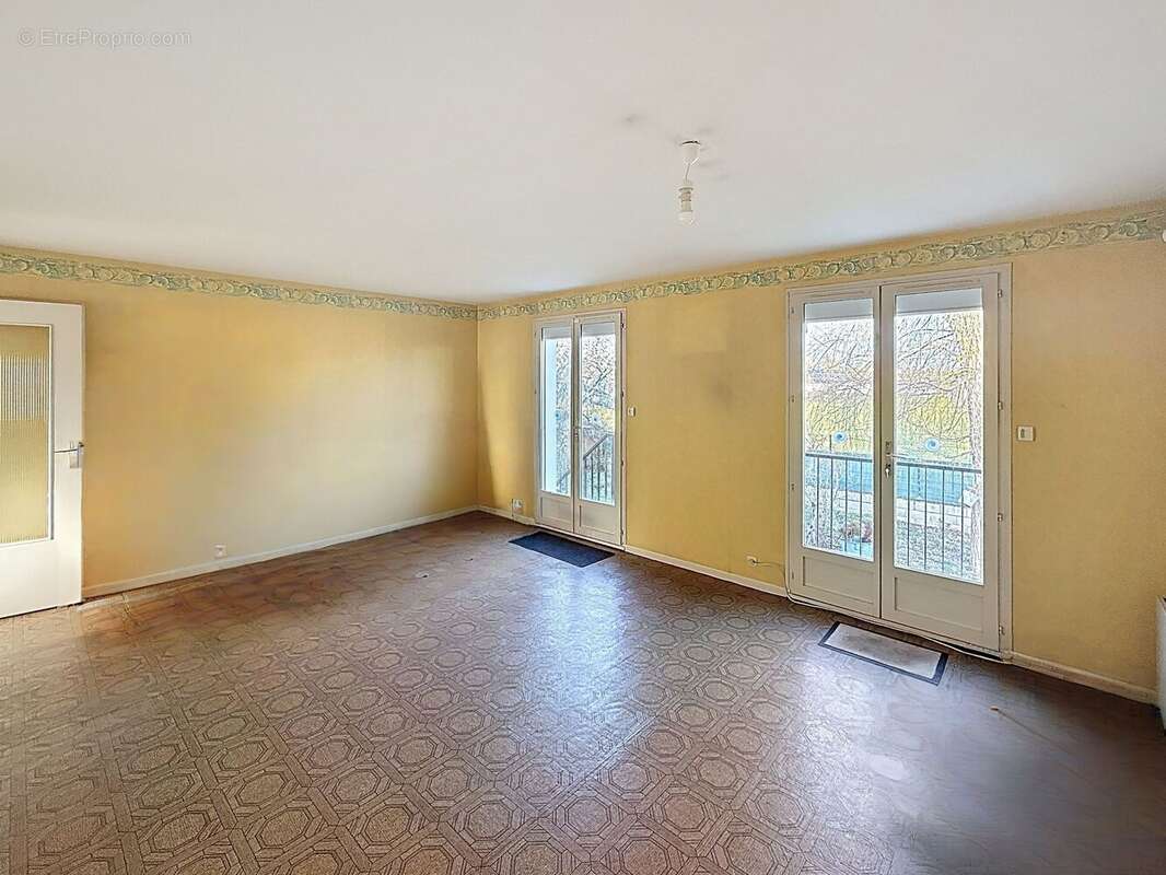 Maison 91 m² à La Rochefoucauld  - photo 15