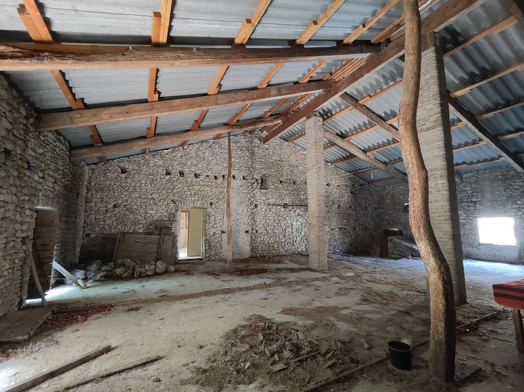 Maison à PONT-DE-BARRET