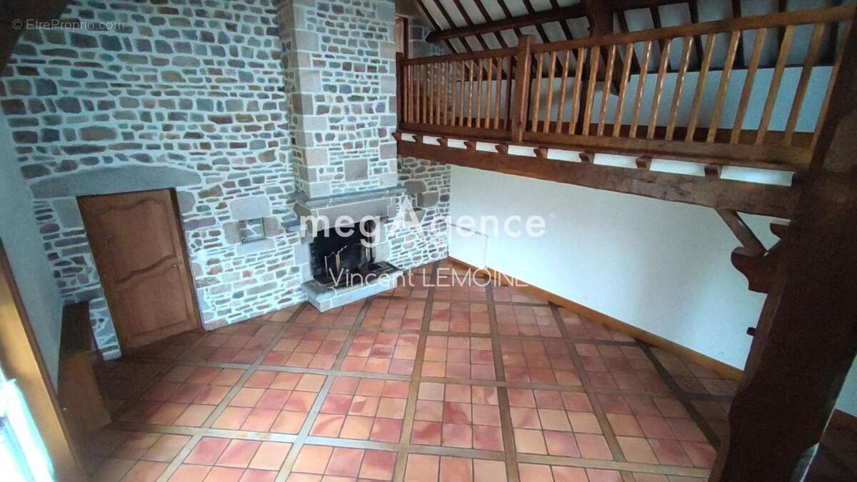 Maison à SAINT-AUBIN-DES-PREAUX