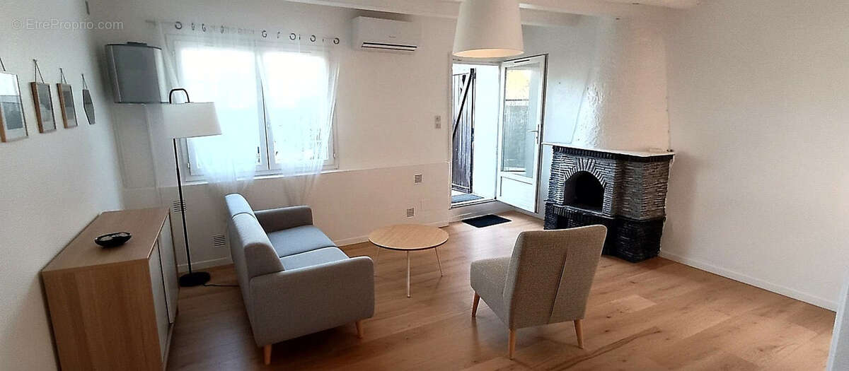 Appartement à SIX-FOURS-LES-PLAGES