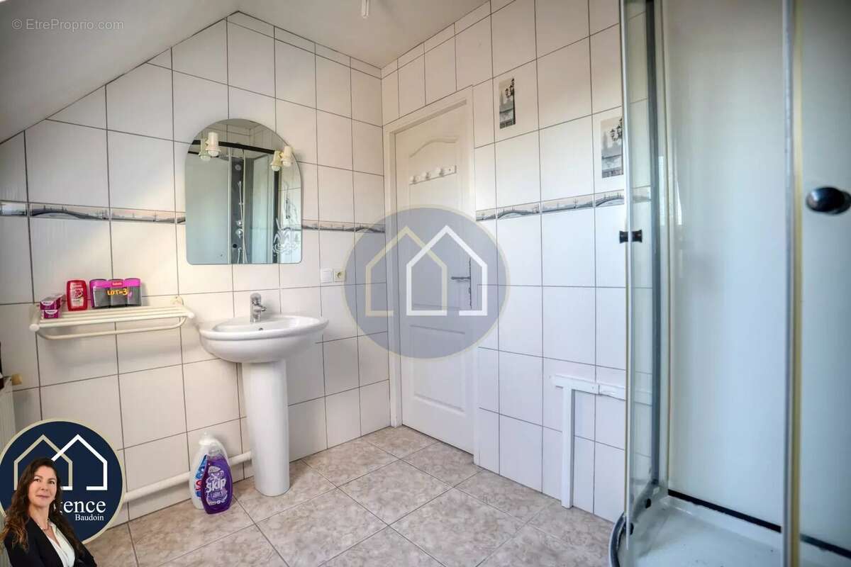 Maison à SAINTE-GEMME-MORONVAL