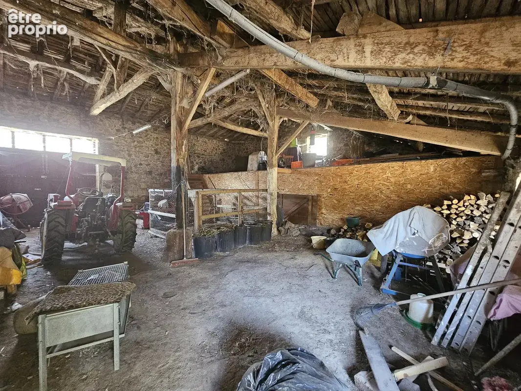 Propriété de caractère avec plus d'un hectare de terrain – Une opportunité de style de vie rare - photo 18