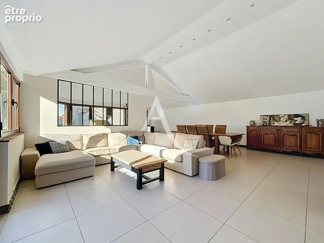 Maison de caractère de 225 m² - 5 Chambres -Terrain clos de 1 200 m² sans vis-à-vis - photo 3