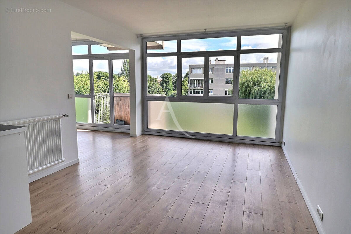 Appartement à MAISONS-LAFFITTE