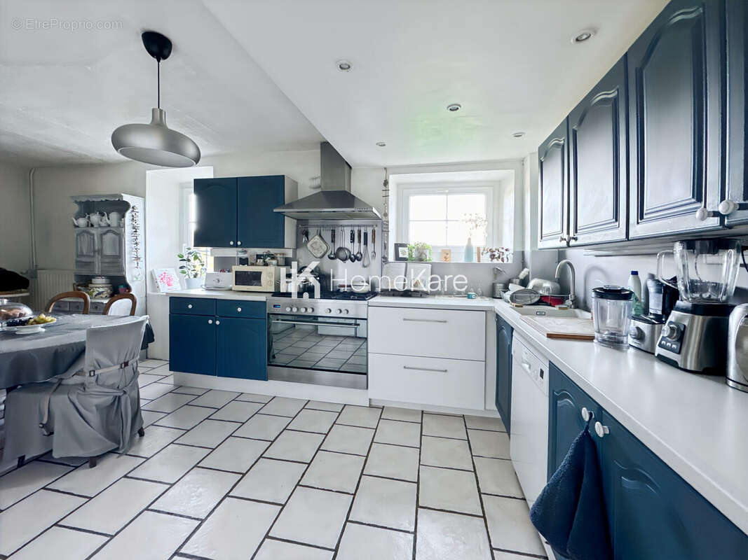 Maison à CASTELBIAGUE