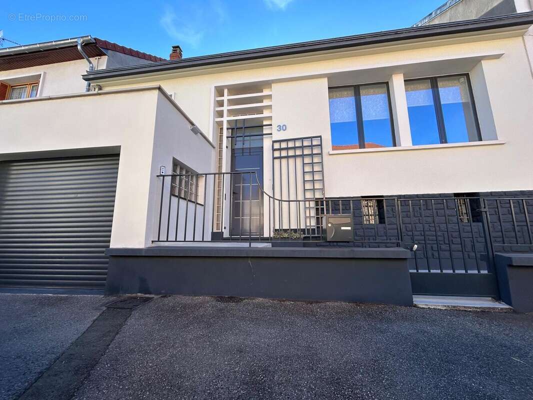 Photo 2 - Maison à VICHY