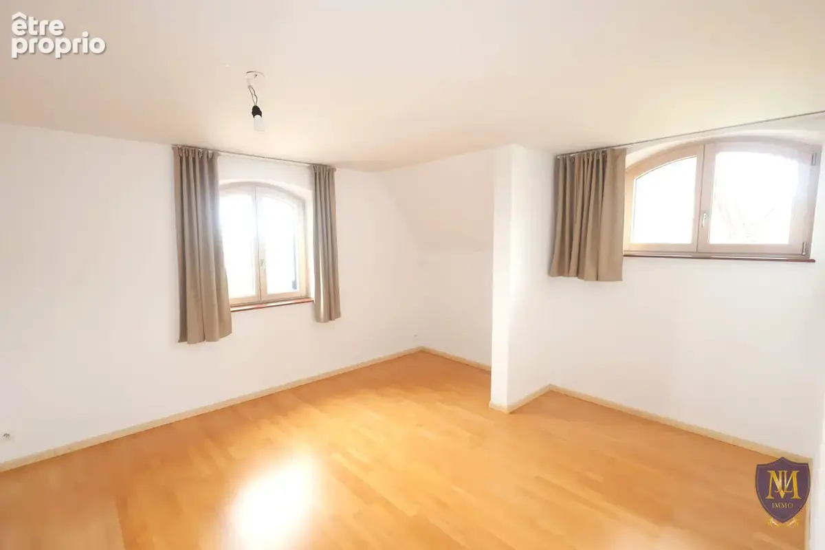 Liebsdorf sur les hauteurs maison aux prestations de qualité de 200 m2 en limite de zone constructibles - photo 9