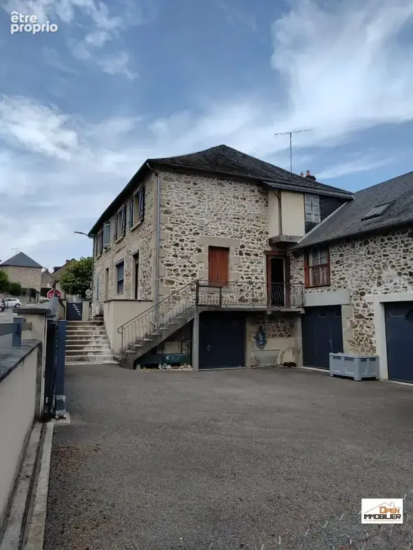 Maison à CHAMBERET