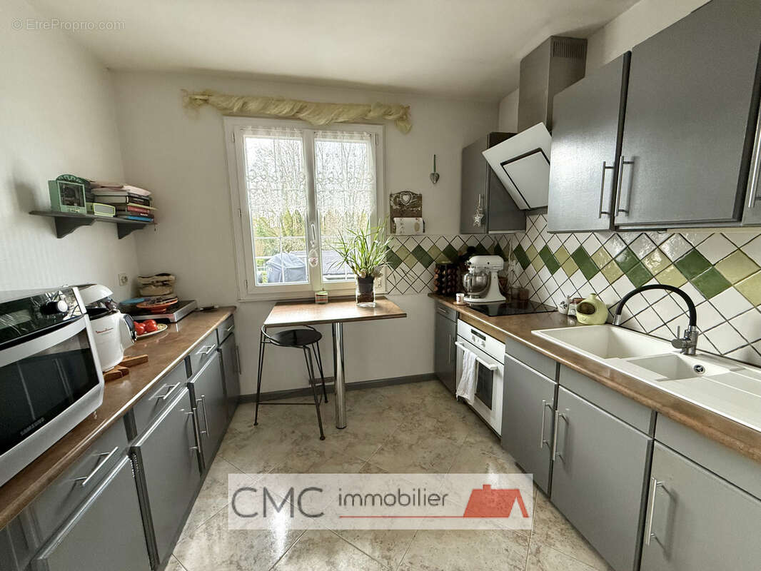 Maison 107 m² à Houx  - photo 4