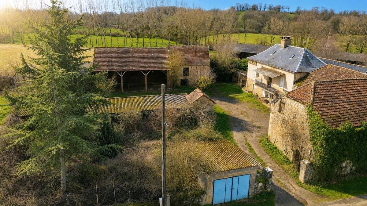 Photo 1 - Maison à SAINT-PROJET