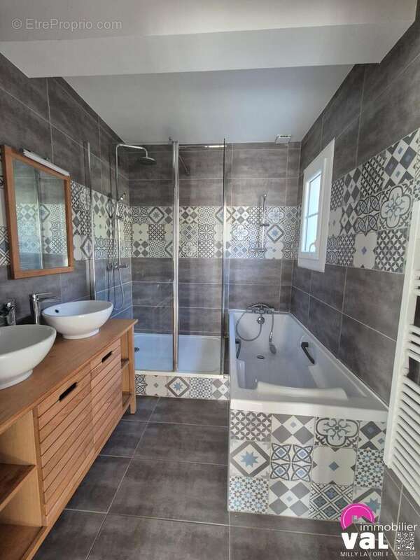 Maison à MILLY-LA-FORET