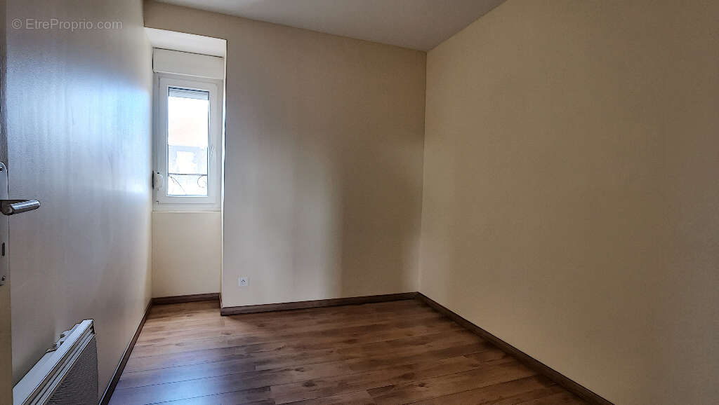 Immeuble de rapport Chauny 8 pièce(s) 240 m2 - photo 10