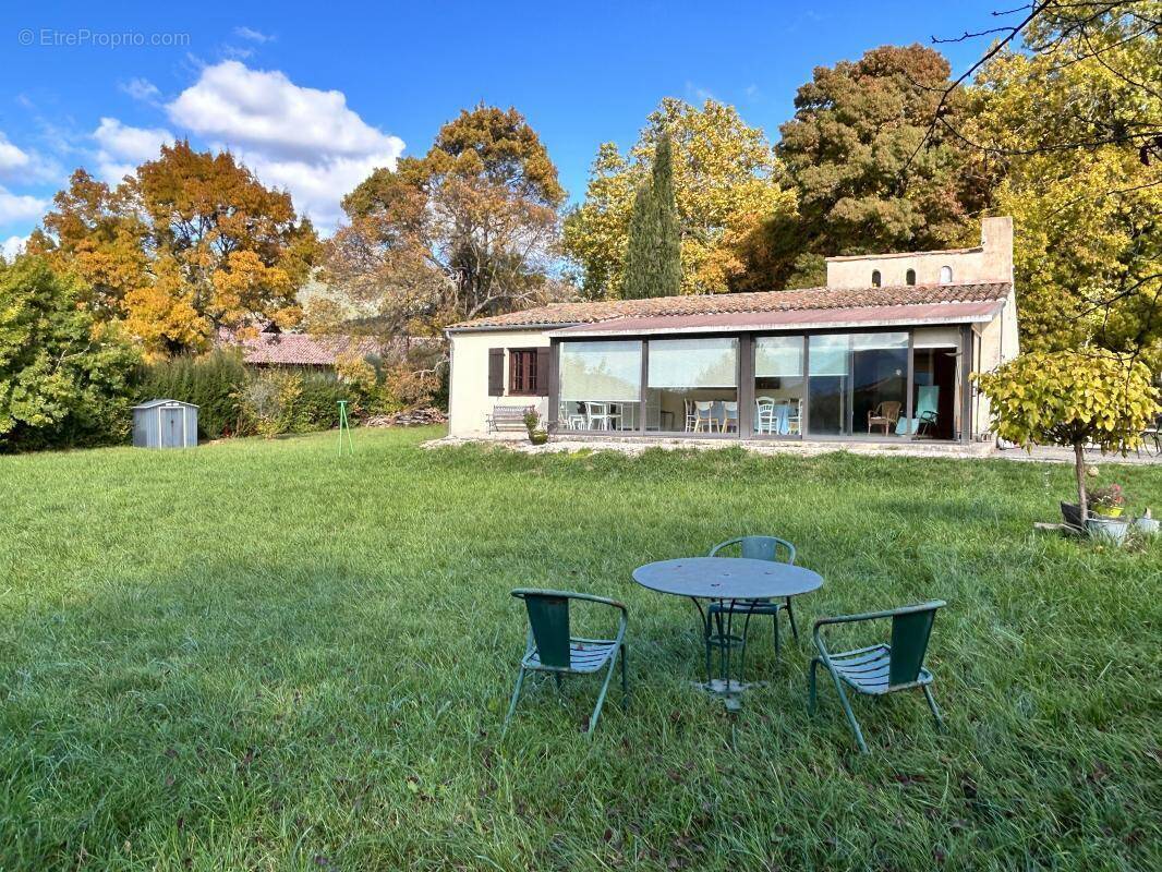 Maison à MONTBRUN-LES-BAINS