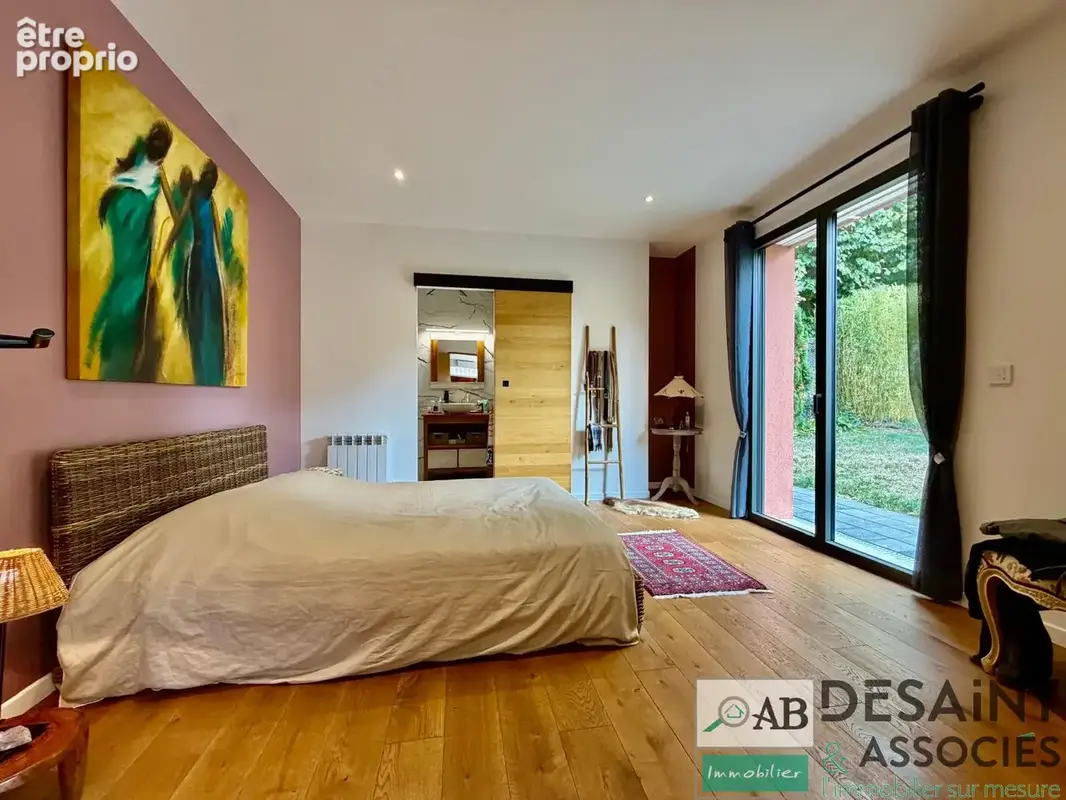 A vendre à Lagny sur Marne propriété de caractère quartier Saint Laurent. - photo 13