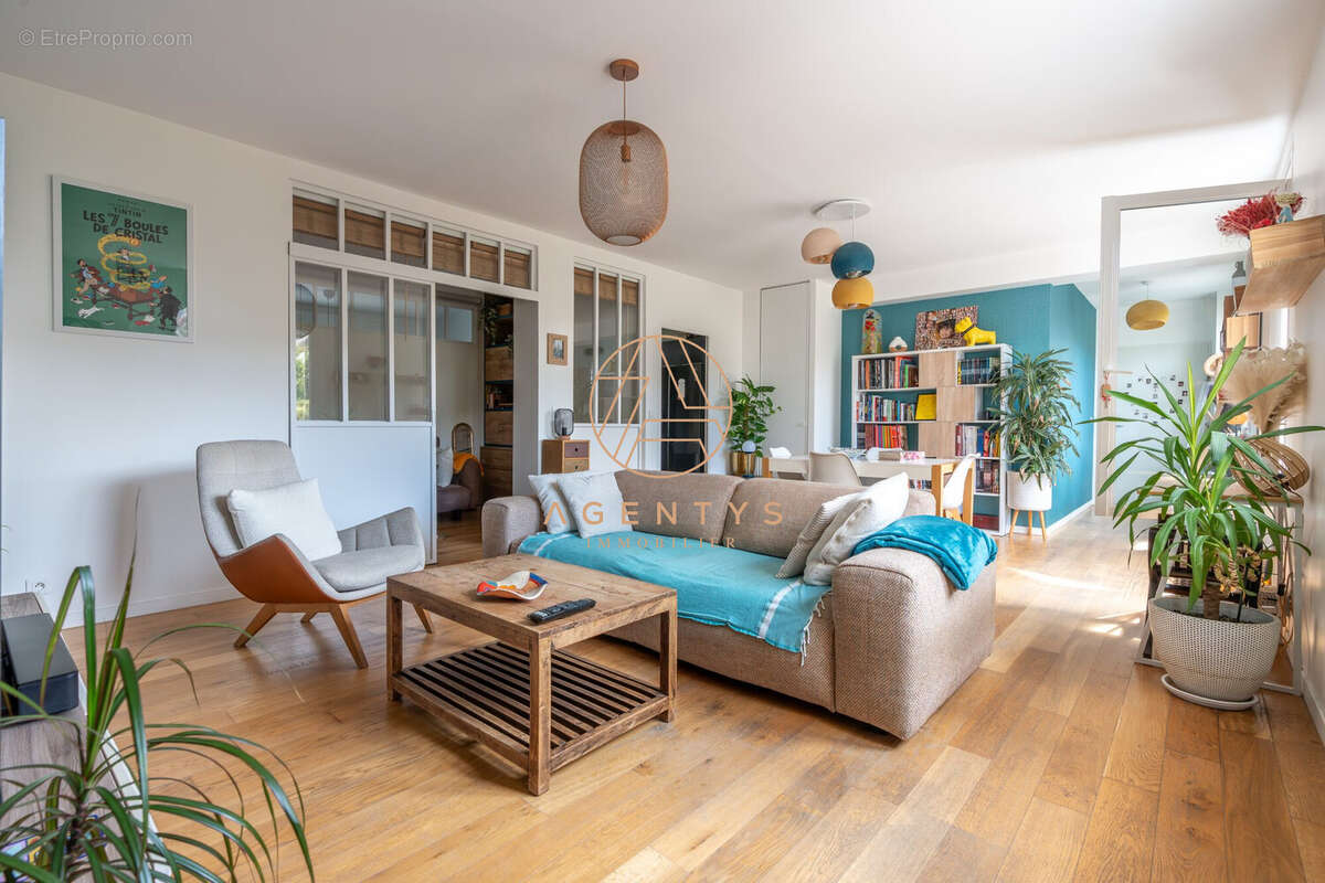 Appartement à LE PERREUX-SUR-MARNE