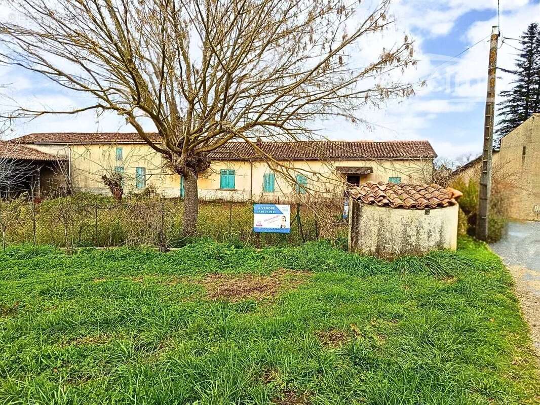 Maison à LE FOUILLOUX