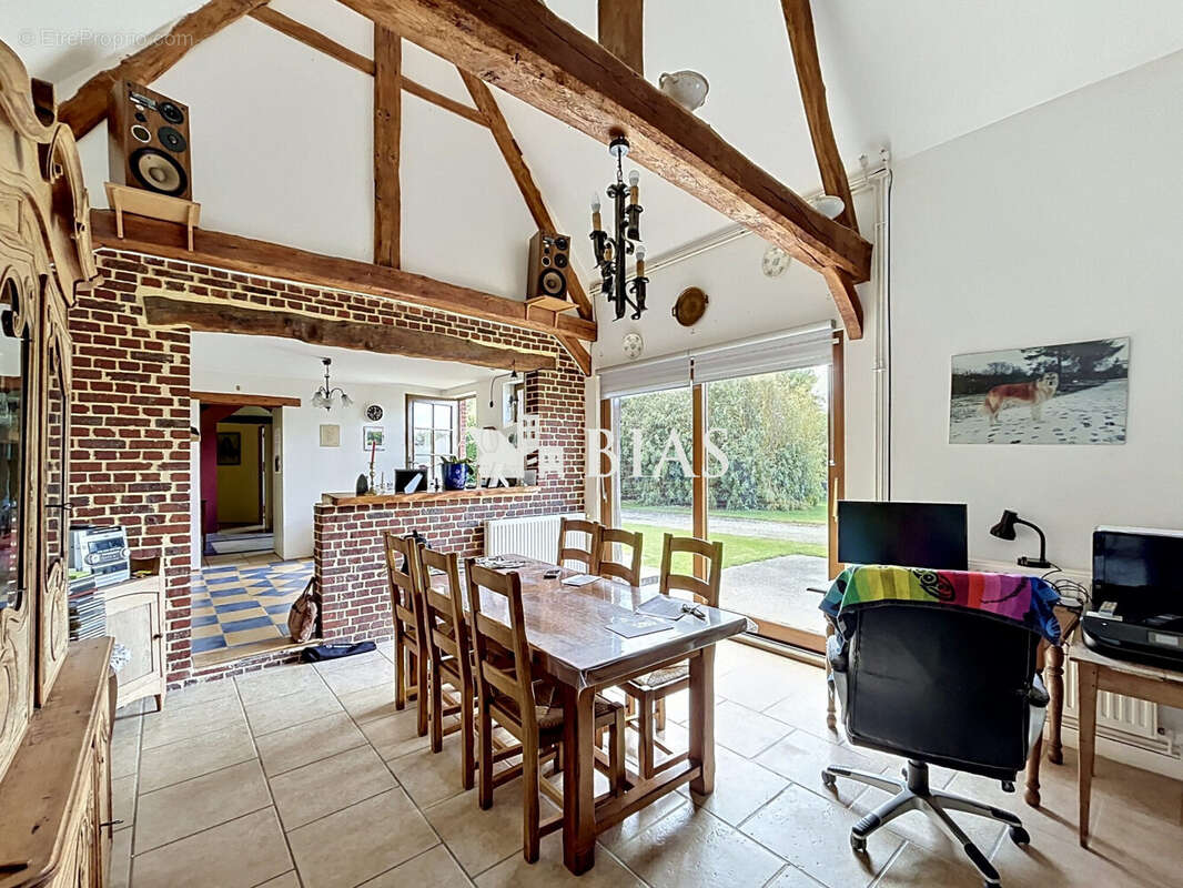 Maison à MONTEROLIER
