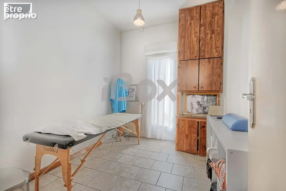 Exclusivité La Valette du Var, Villa d'environ 195m2 avec piscine sur belle parcelle de 580 m2 - photo 14