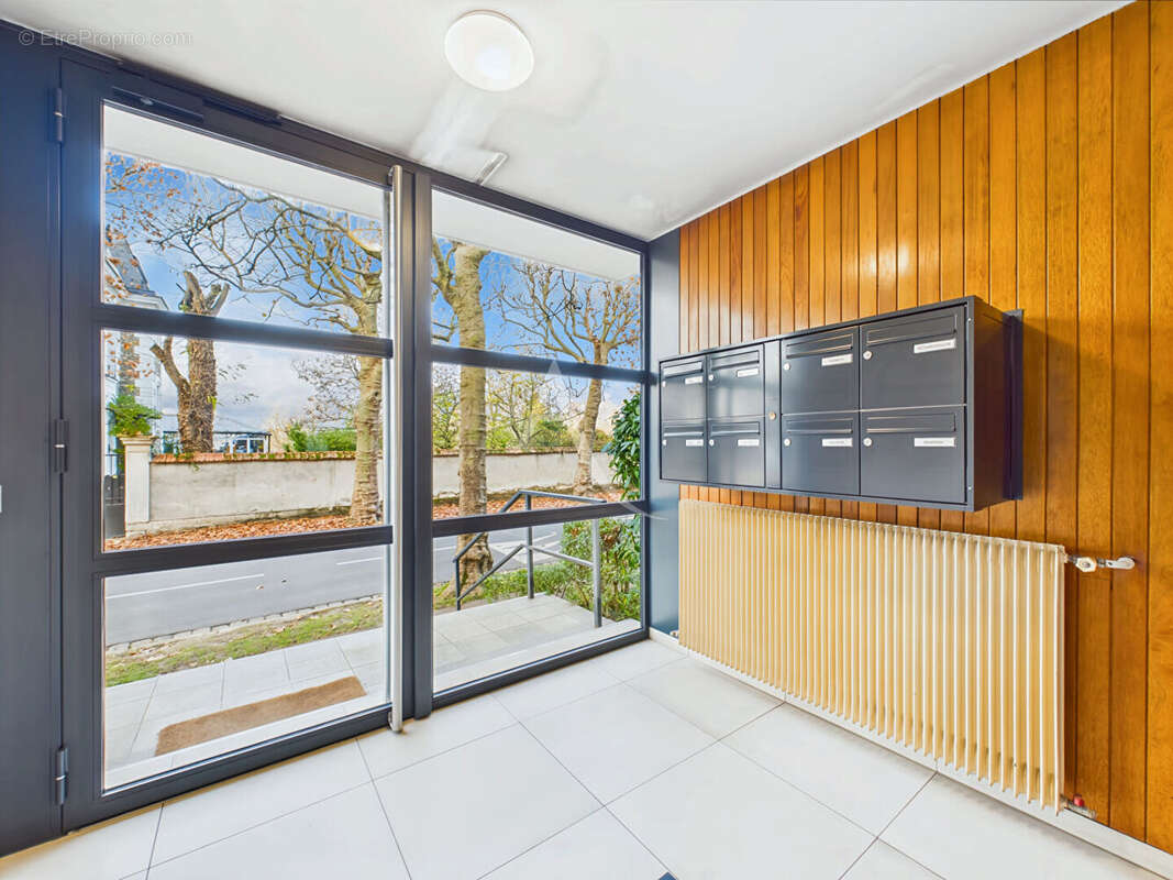 Appartement à SAINT-MAUR-DES-FOSSES