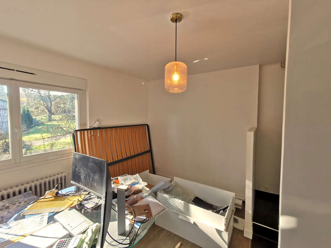 Maison rénovée avec jardin 2500m2 et grand atelier - photo 6