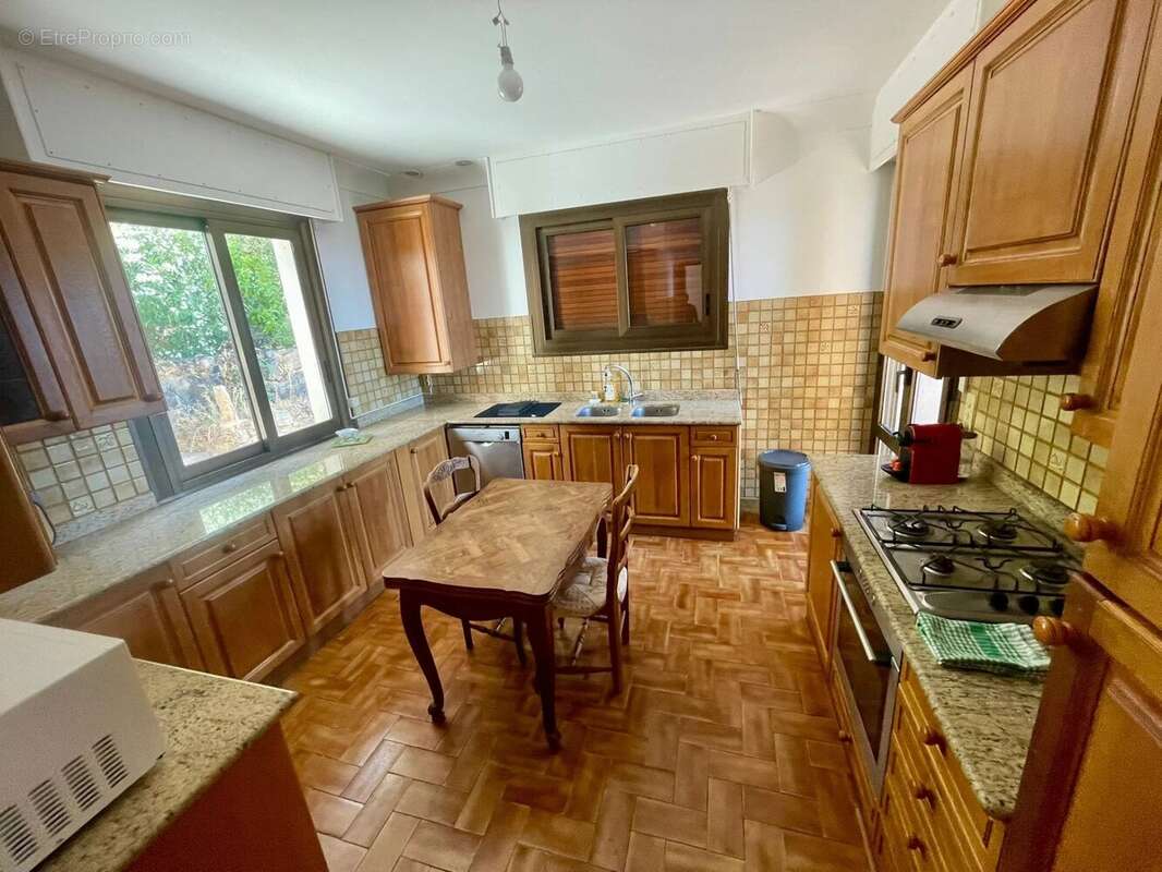 Appartement à BEAUSOLEIL
