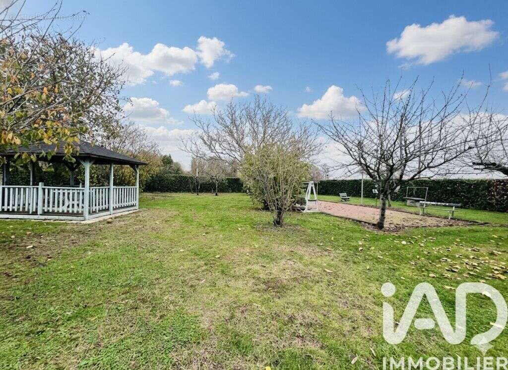 Photo 3 - Maison à LA MENITRE