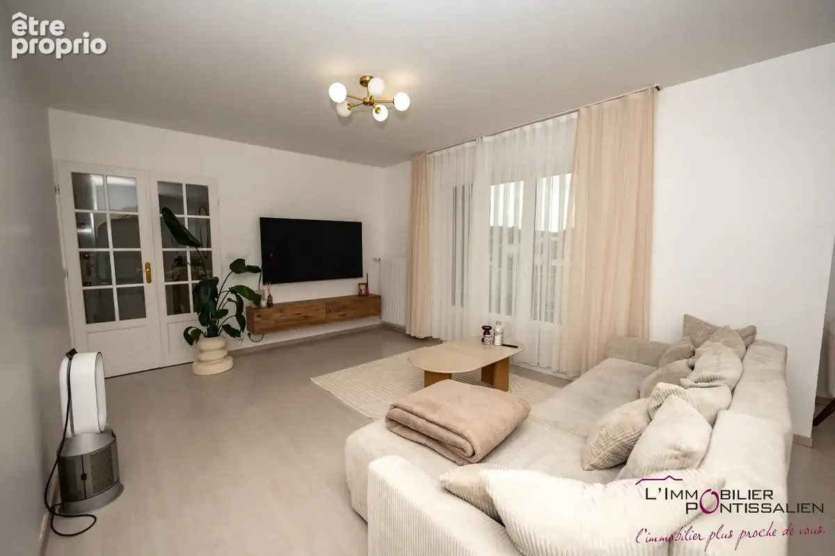 Pontarlier - proximité centre ville : t3, 2 chambres, cave et parking - photo 10