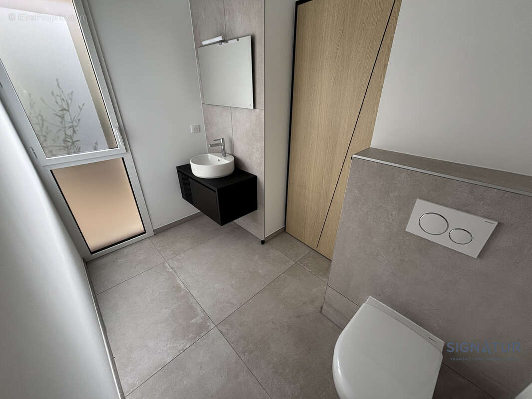 Appartement à CASTRIES