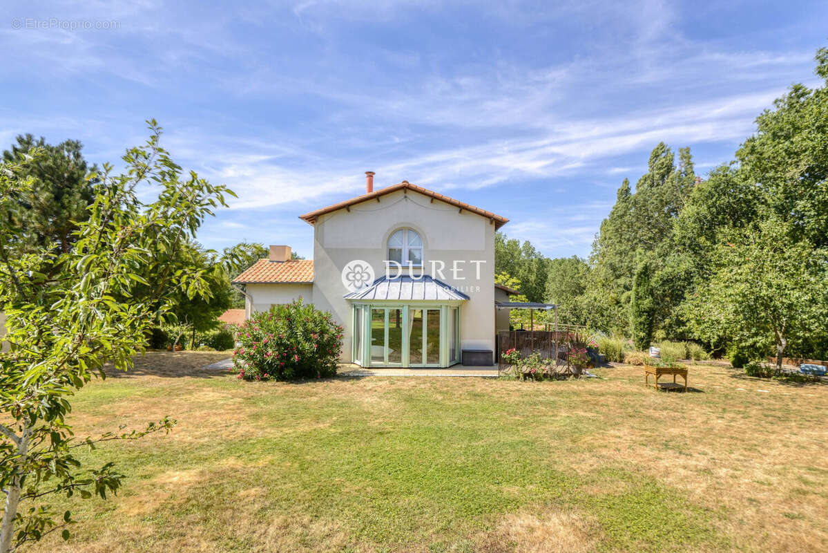 Maison 161 m² à Cugand  - photo 3