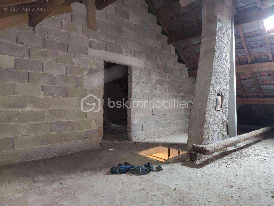 Maison à MORHANGE