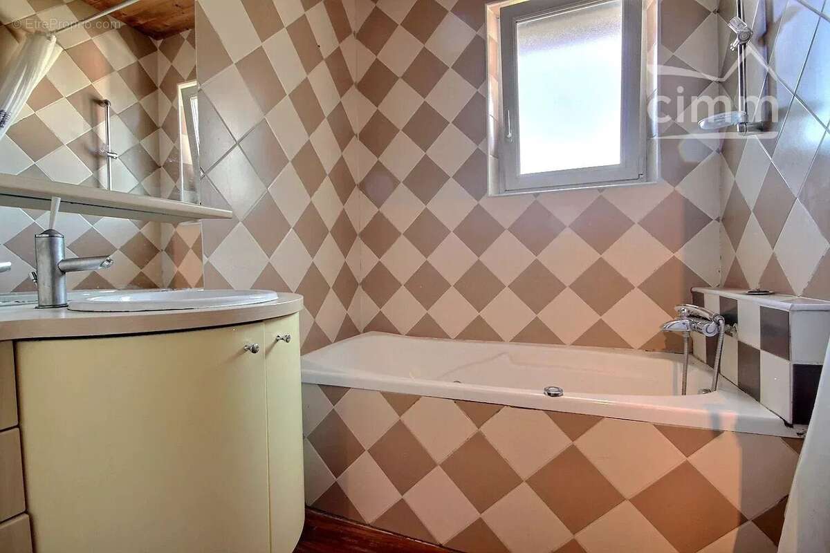 Appartement à TENCIN