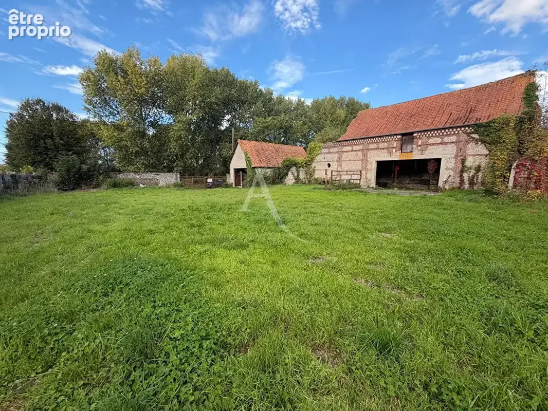 Terrain à BERNAY-EN-PONTHIEU