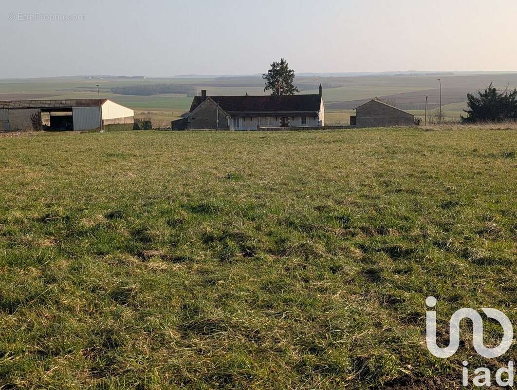 Photo 3 - Terrain à LIGNIERES